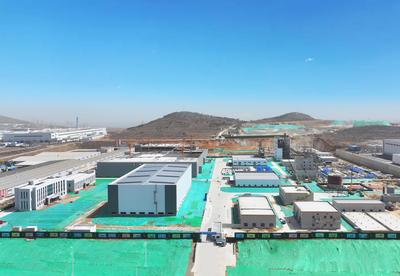 奮進(jìn)春天里|華潤(rùn)高端合成材料制品產(chǎn)業(yè)化項(xiàng)目:打造國(guó)內(nèi)領(lǐng)先、國(guó)際一流高端合成材料研發(fā)制造基地